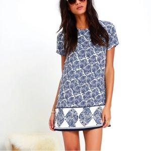 Lulus Blue Paisley Shift Dress